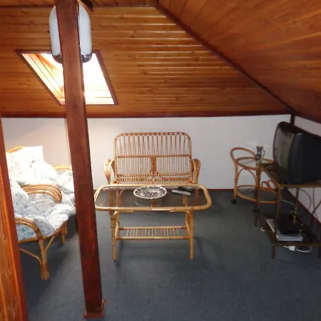 Lake House Green Garden Διαμέρισμα