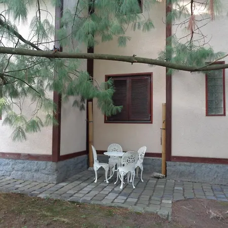 Lake House Green Garden Balatonakarattya